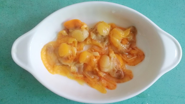 蒜蓉粉丝蒸扇贝(快手版),再把扇贝肉清洗干净