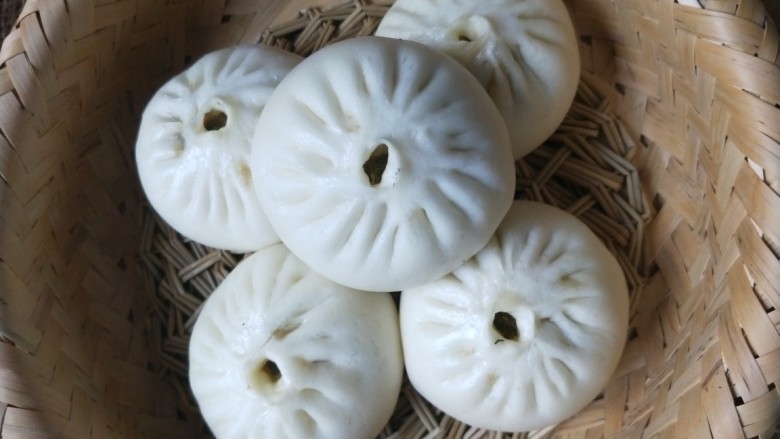 猪肉茴香包,包子出锅了,萱软好吃。