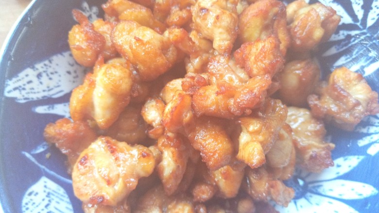 辣子鸡,捞出,油在烧热