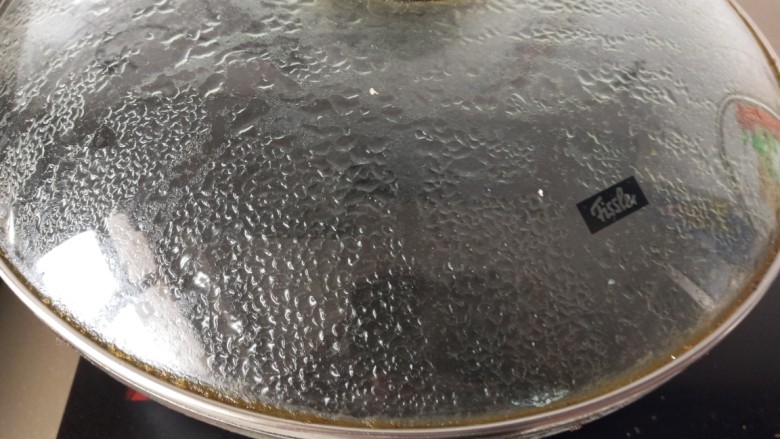 家常红烧排骨,烧一锅清水