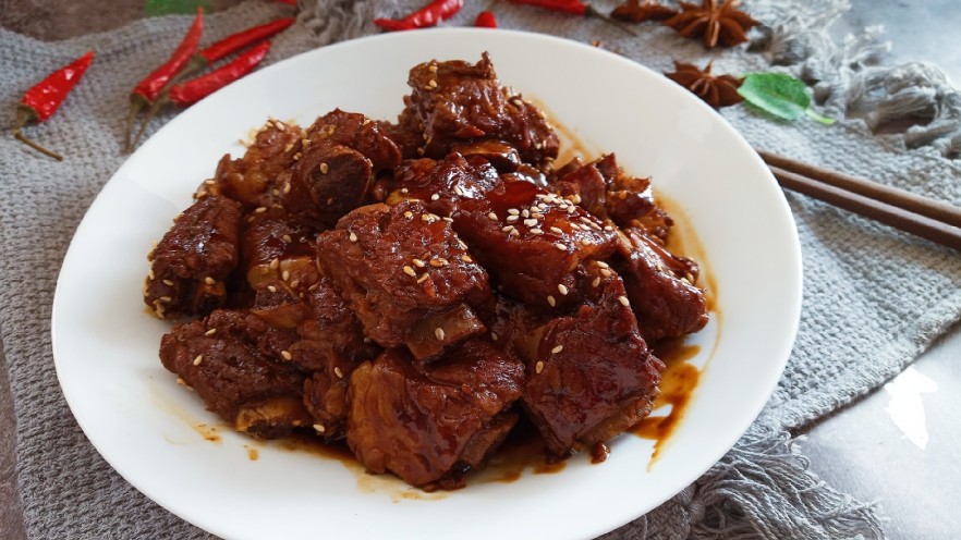 家常红烧排骨