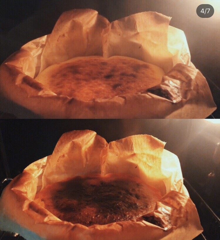 烤焦才好吃的巴斯克芝士蛋糕,倒入模具230℃烤30分钟,冷藏过夜