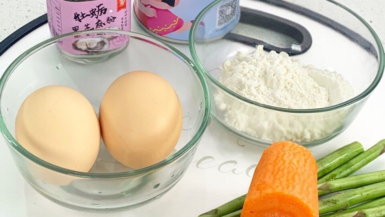 芦笋煎蛋饼,准备食材