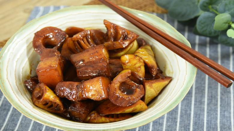 简易版的春笋红烧肉，超级下饭的硬菜