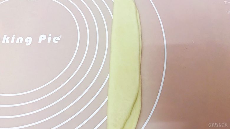 波兰种手撕小面包,从中间对折