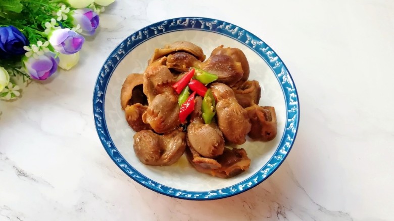 青花椒辣卤小龙虾,卤的鸡胗也是棒棒哒!