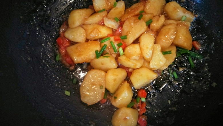 椒香土豆,出炉前洒上葱花