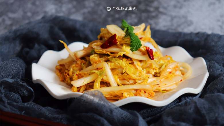 凉拌娃娃菜,今天来一道清单的凉拌菜,给自己的肠胃放个假吧
