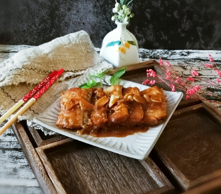 红烧蒜香带鱼,味道美极了