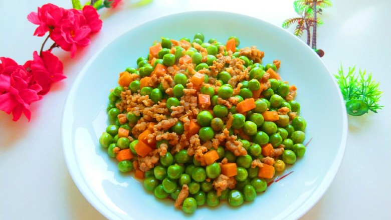 豌豆炒肉末 新文美食,成品图