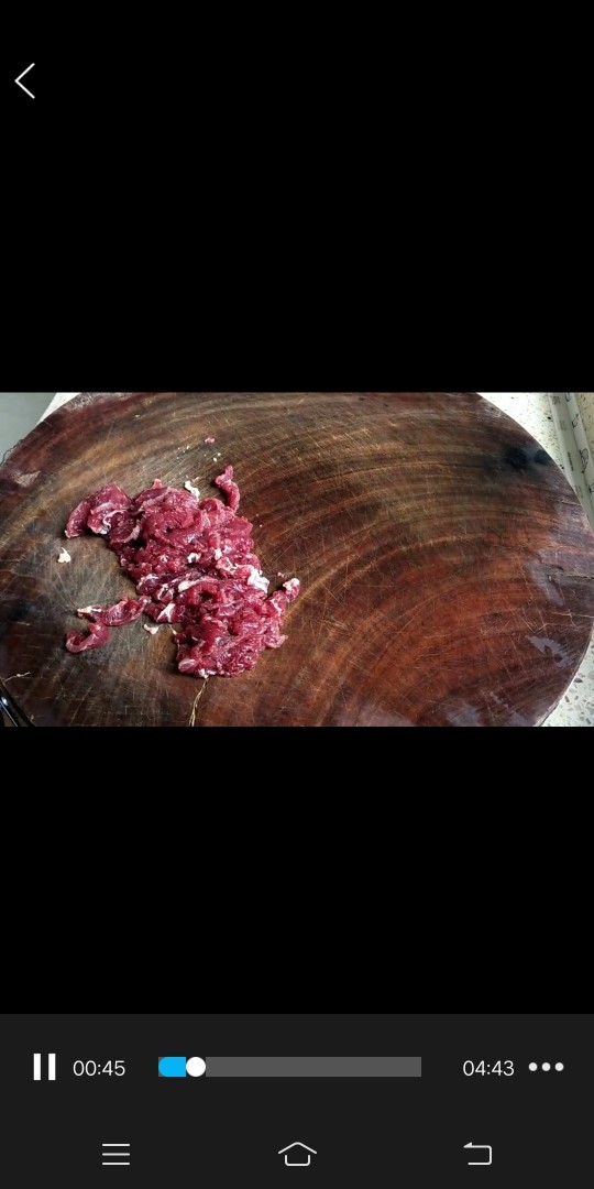 青椒牛肉,牛肉切薄片