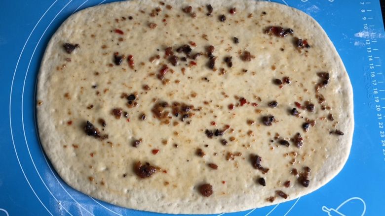 酱香烤饼,表面刷<a style='color:red;display:inline-block;' href='/shicai/ 8461'>酱料</a>,我用的海鲜酱