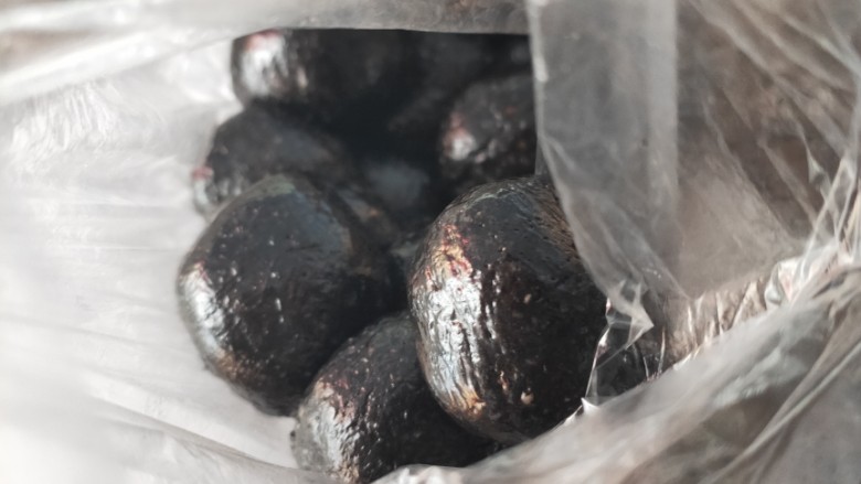 蜂蜜芝麻球,成品做好啦！很好吃呢！