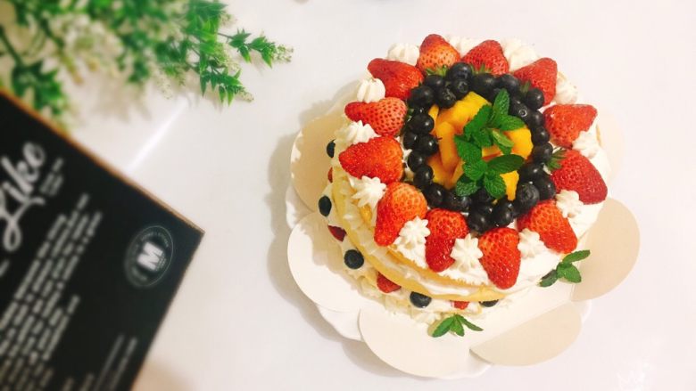 鲜果裸蛋糕(最简易的奶油水果蛋糕),成品图