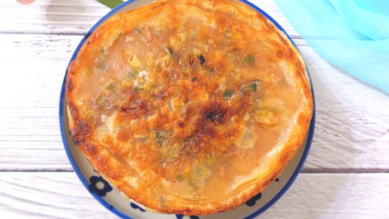 饺子皮葱酱油饼,成品图