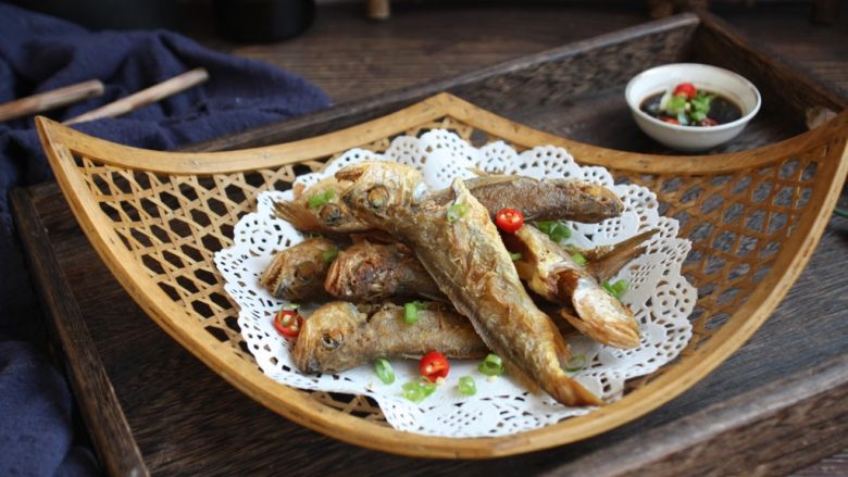 香炸小黄鱼(附炸小黄鱼酥脆的小妙招),成品图。