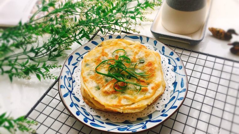 饺子皮版葱油饼,成品图