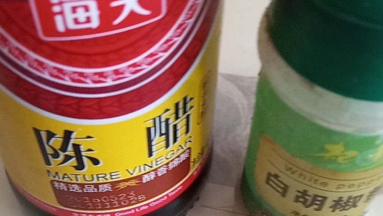 双色豆腐粉丝汤,准备原料