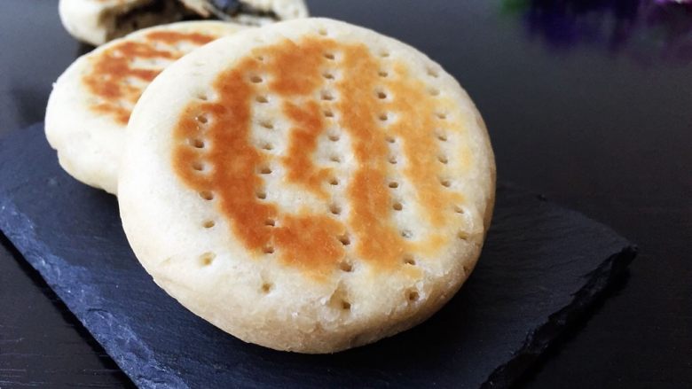 香甜好吃的芝麻糖馅饼,成品图!