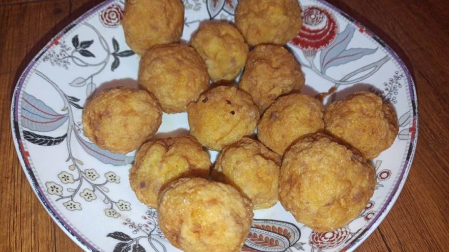 黄金豆腐肉丸