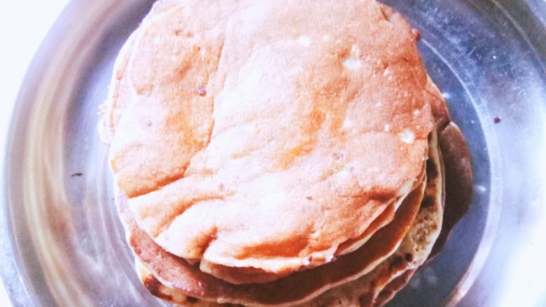 幸福西饼,几张西饼烙好。