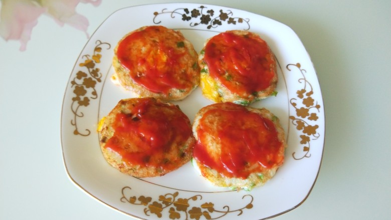 米饭鸡蛋鲜虾饼,成品图