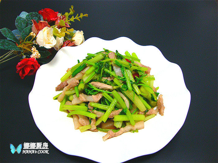 芹菜炒肉丝
