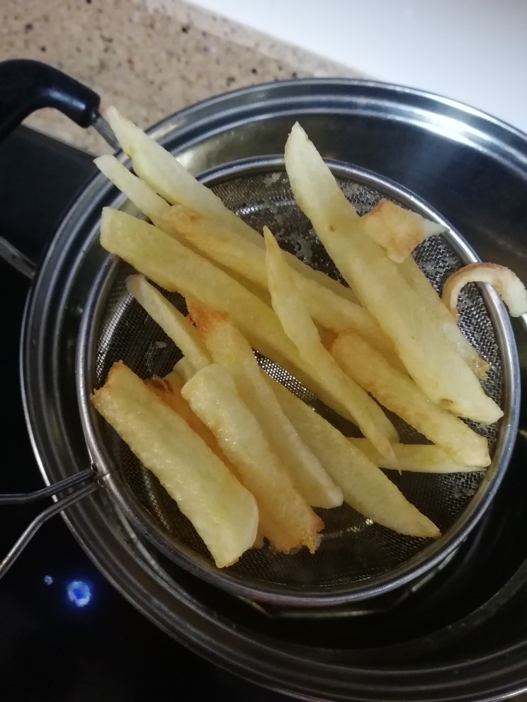 薯条🍟,沥干油