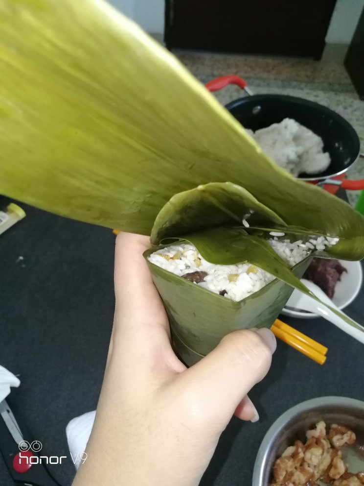 粽情一夏,同样步骤,这样对折下来