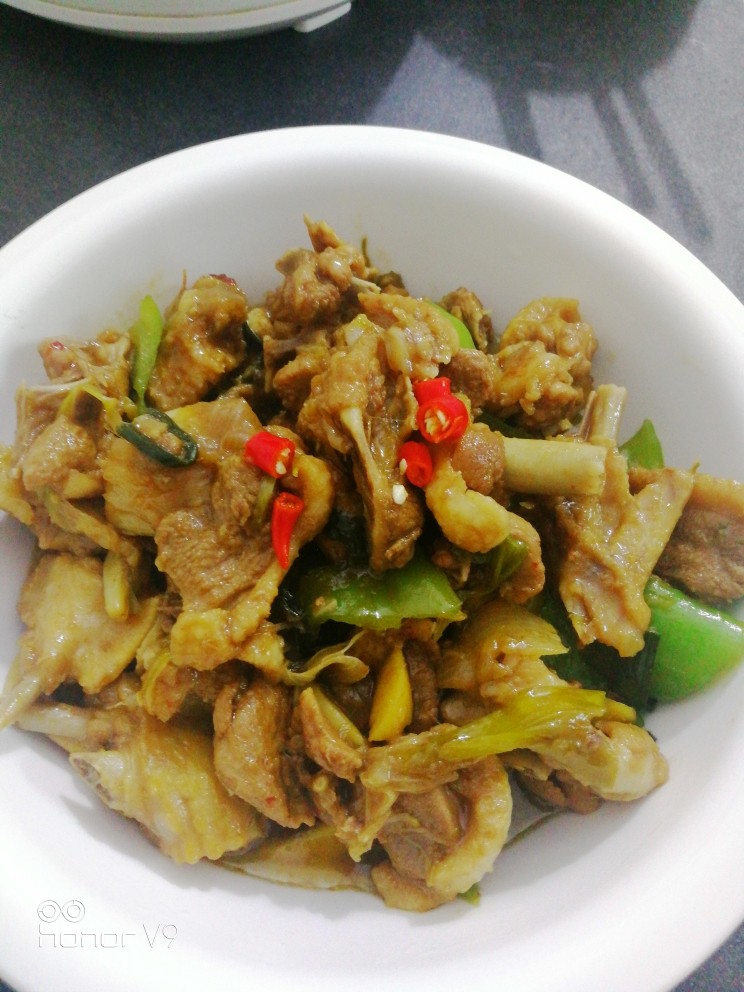 啤酒鸭,看了是不是很有食欲,很入味。