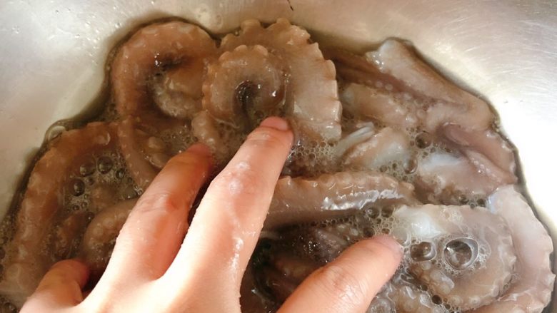 水煮八抓鱼,给它抓一抓,抓到肉质变紧