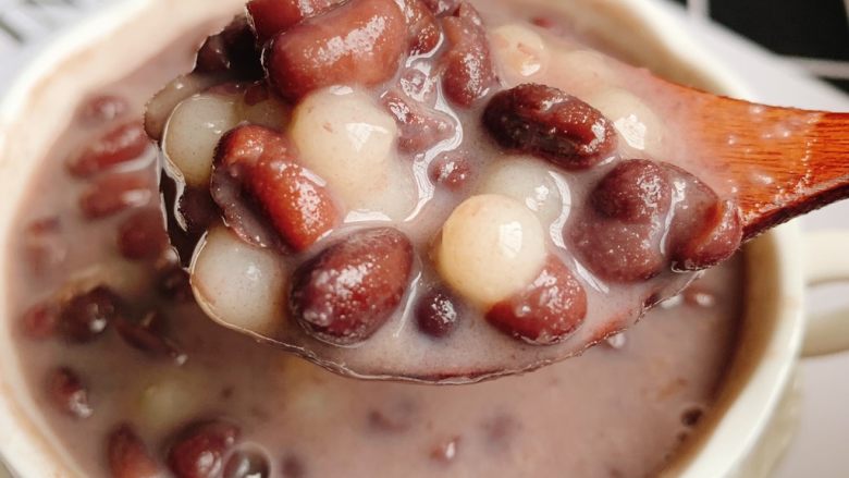 奶香红豆小元宵,奶香浓郁,红豆甜甜