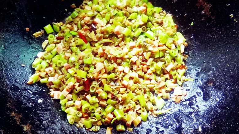 #边角料的春天# 什锦下饭香,炒香的菜品。