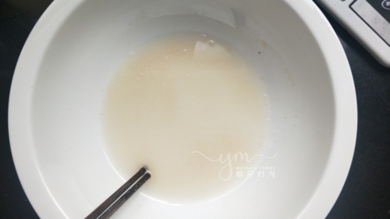发面千层饼,水,糖,酵母,混合