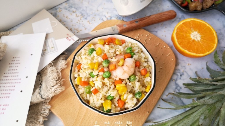 藜麦炒饭,一碗漂亮又有营养的藜麦炒饭就做好啦!