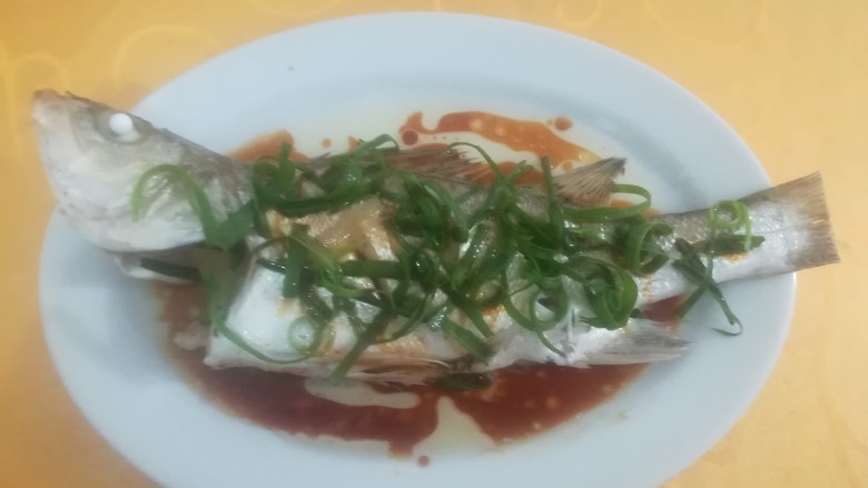 清蒸鲈鱼
