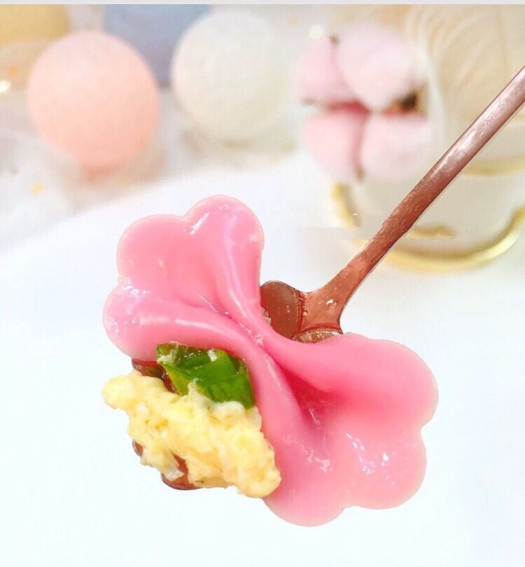 番茄鸡蛋蝴蝶面,大功告成啦!快点行动起来弄给宝宝吃吧
