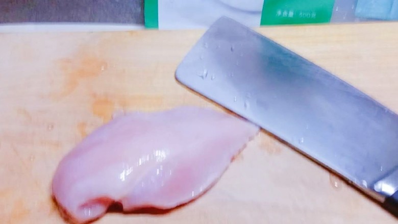 鸡肉韭菜饺子,非常干净 去皮无骨 鲜度极高