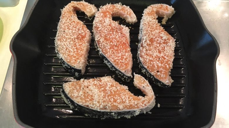 烤鲑鱼配四季豆,直接上烤盘,别动!5分钟!