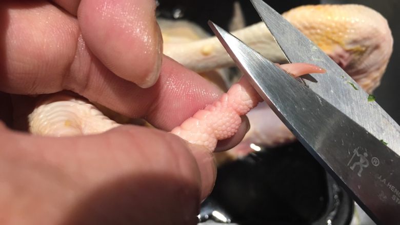 烧鸡(简单到爆),帮她修个甲