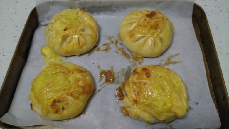 榴莲芝士饼,取出。