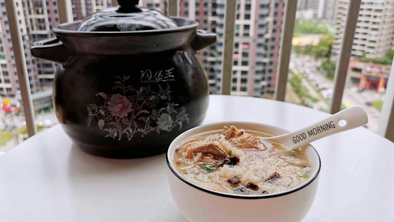 消食开胃的老菜脯粥,成品图