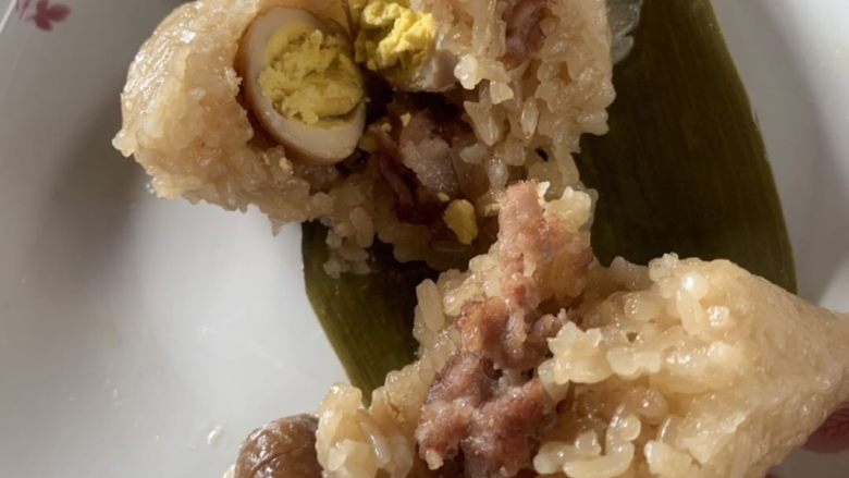 板栗猪肉鹌鹑蛋粽子,自己做的料很足