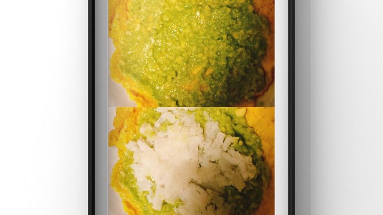 牛油果山药卷,鸡蛋液入锅煎成鸡蛋饼,铺上牛油果泥以及山药泥!