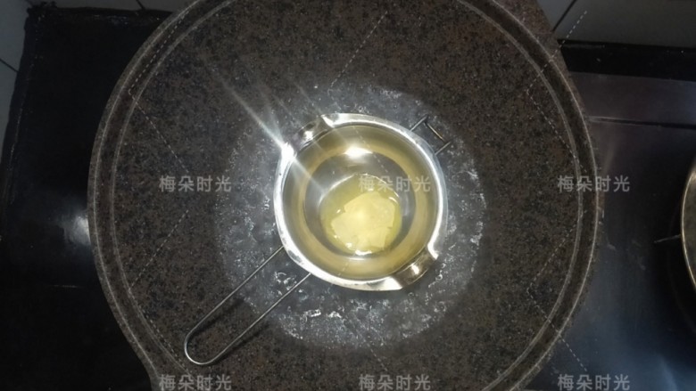 父亲节——父爱如山彩绘蛋糕,10克黄油隔水融化,放凉