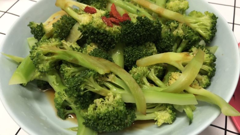 白灼西兰花