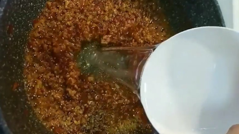 麻婆豆腐,加适量清水