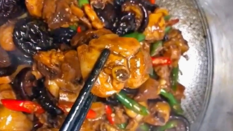 黄焖鸡