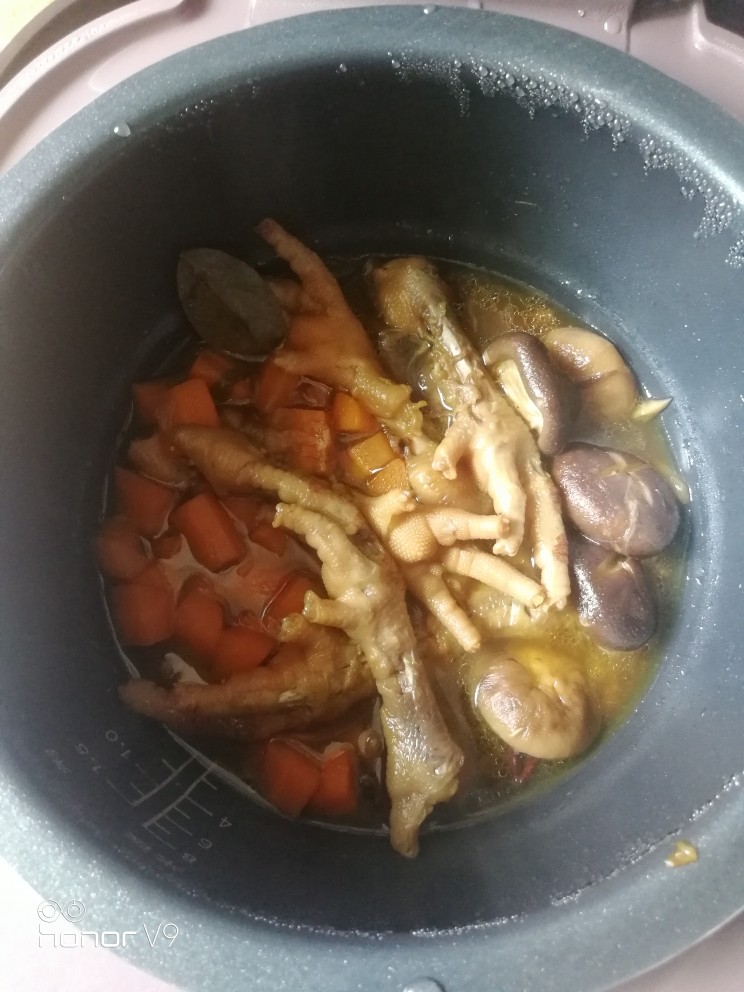 电饭锅鸡爪,时间到了