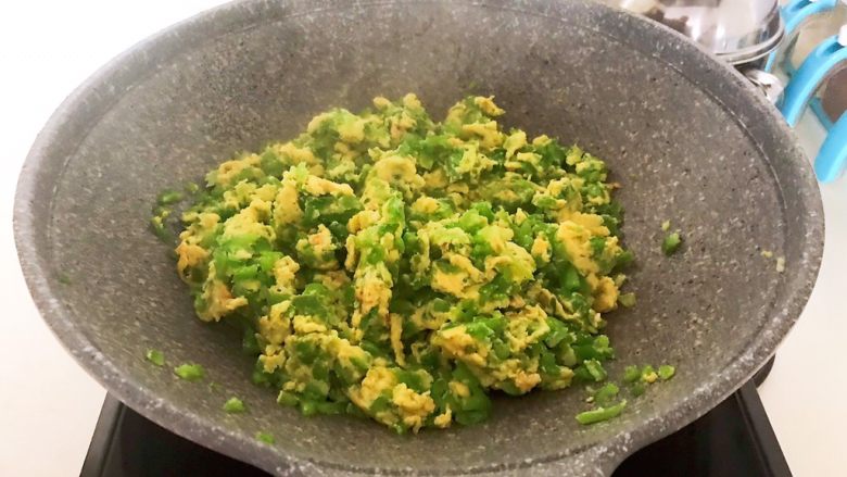 10分钟快手菜  锅塌青椒,锅塌青椒炒好了~